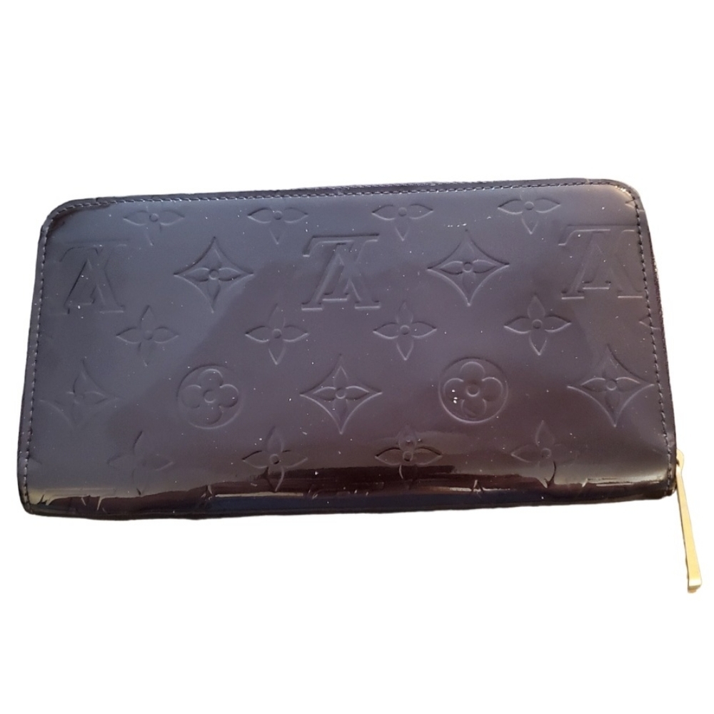 Louis Vuitton Amarante Monogram Bordeoux  Vernis Zippy Wallet